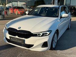 Bianco Usata 2023 BMW 318 Efficient Dynamics Station wagon | 28.800 € (Buon prezzo)