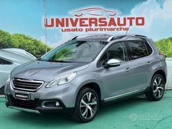 Grigio Usata 2015 Peugeot 2008 Allure SUV | 10.900 € (Cara)