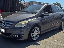 Antracite Usata 2009 Mercedes B200 Monovolume | 1500 € (Super prezzo)