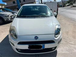 Usata 2013 Fiat Punto Lounge Due volumi | 3999 € (Buon prezzo)