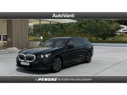 Nero Nuova 2025 BMW i5 Tre volumi | 86.430 € (Buon prezzo)