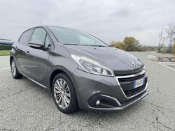 Grigio Usata 2018 Peugeot 208 Active Due volumi | 8990 € (Buon prezzo)