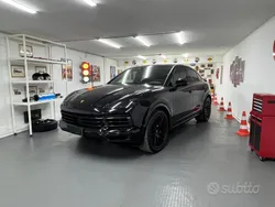Usata 2022 Porsche Cayenne SUV | 85.000 € (Buon prezzo)