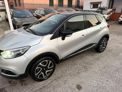Grigio Usata 2016 Renault Captur Intens SUV | 8990 € (Buon prezzo)