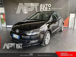 Nero Usata 2011 VW Polo Highline Tre volumi | 7500 € (Buon prezzo)