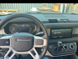 Usata 2023 Land Rover Defender SE SUV | 71.000 € (Molto cara)