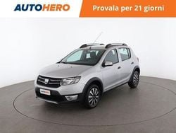 Argento Usata 2015 Dacia Sandero Prestige Tre volumi | 7799 € (Buon prezzo)