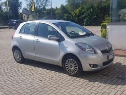 Argento Usata 2010 Toyota Yaris Sol Due volumi | 4500 € (Buon prezzo)