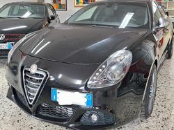 Nero Usata 2011 Alfa Romeo Giulietta Quadrifoglio Tre volumi | 20.000 €