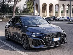 Usata 2023 Audi RS3 Performance Due volumi | 67.500 € (Molto cara)