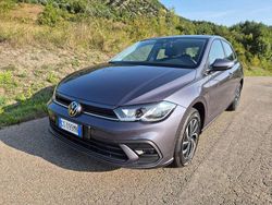 Smoky grey Usata 2024 VW Polo Life Tre volumi | 18.500 € (Ottimo prezzo)