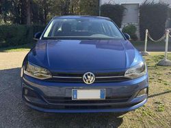 Blu/azzurro Usata 2019 VW Polo Comfortline Tre volumi | 13.500 € (Buon prezzo)