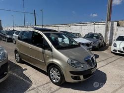 Marrone Usata 2005 Lancia Musa Monovolume | 3600 € (Buon prezzo)