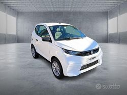 Bianco Nuova 2025 Aixam City Pack Due volumi | 14.800 €