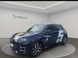 Bestyle (blu nero etoilé) Usata 2024 Renault R5 Iconic Due volumi | 29.920 € (Buon prezzo)