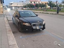 Nero Usata 2007 Audi A4 Tre volumi | 2400 €