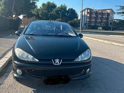 Usata 2004 Peugeot 206 CC Cabrio | 2500 €