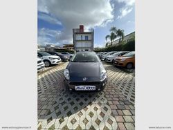 Gray Usata 2018 Fiat Punto Street Tre volumi | 7900 € (Buon prezzo)