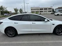 Bianco Usata 2021 Tesla Model 3 Long Range Tre volumi | 22.700 € (Super prezzo)