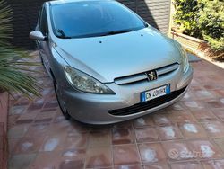 Grigio Usata 2004 Peugeot 307 Tre volumi | 3300 €