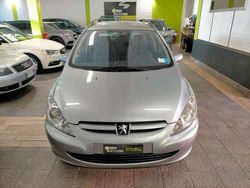 Grigio Usata 2004 Peugeot 307 Station wagon | 3900 € (Molto cara)