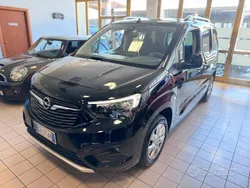 Nero Usata 2020 Opel Combo Life Innovation Monovolume | 17.900 € (Cara)