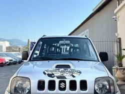 Grigio Usata 2005 Suzuki Jimny SUV | 8650 € (Ottimo prezzo)