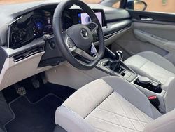 Usata 2020 VW Golf VIII Style Tre volumi | 22.000 € (Cara)