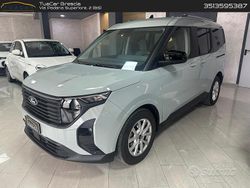 Grigio Usata 2025 Ford Tourneo Courier Titanium Monovolume | 21.900 €