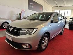 Argento Usata 2018 Dacia Sandero Essentiel Due volumi | 9000 € (Buon prezzo)