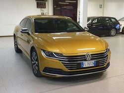 Oro Usata 2017 VW Arteon Elegance Tre volumi | 27.000 € (Buon prezzo)