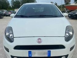 Bianco Usata 2014 Fiat Grande Punto Due volumi | 4490 € (Buon prezzo)