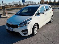 Bianco Usata 2018 Kia Carens Monovolume | 11.000 € (Cara)