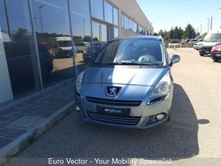 Grigio Usata 2011 Peugeot 5008 Monovolume | 4500 € (Ottimo prezzo)
