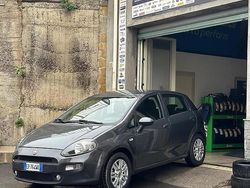 Grigio Usata 2013 Fiat Punto Tre volumi | 4500 € (Buon prezzo)