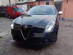 Usata 2016 Alfa Romeo Giulietta Distinctive Tre volumi | 12.000 € (Molto cara)