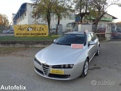 Grigio Usata 2008 Alfa Romeo 159 Station wagon | 4500 € (Molto cara)