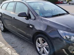 Usata 2014 Opel Astra Station wagon | 8500 € (Molto cara)