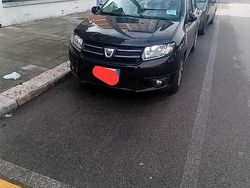 Nero Usata 2014 Dacia Sandero Tre volumi | 5000 €