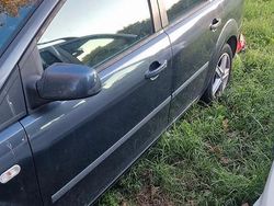 Verde Usata 2006 Ford Focus Station wagon | 500 € (Ottimo prezzo)