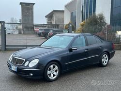 Blu Usata 2005 Mercedes E270 Avantgarde Station wagon | 1900 € (Ottimo prezzo)