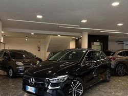 Nero Usata 2023 Mercedes B180 Advanced Plus Monovolume | 25.990 € (Ottimo prezzo)