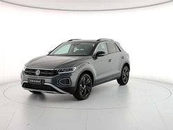 Indium grey Nuova 2025 VW T-Roc Sportline SUV | 30.400 € (Buon prezzo)