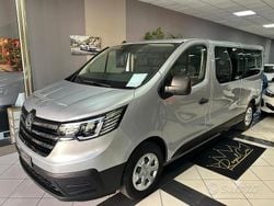 Grigio Usata 2023 Renault Trafic Monovolume | 33.990 € (Molto cara)
