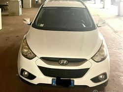Bianco Usata 2010 Hyundai ix35 Comfort SUV | 4700 € (Buon prezzo)