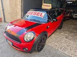 Rosso Usata 2008 Mini Cooper D Chili Due volumi | 3999 € (Buon prezzo)