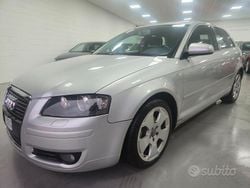 Grigio Usata 2005 Audi A3 Ambition Tre volumi | 2900 € (Super prezzo)