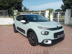 Verde Usata 2017 Citroën C3 Feel Due volumi | 9490 € (Buon prezzo)