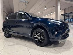 Blu Usata 2016 Toyota RAV4 Hybrid Style SUV | 15.990 € (Buon prezzo)