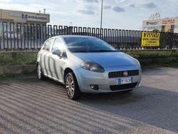 Argento Usata 2008 Fiat Grande Punto Active Due volumi | 3300 € (Buon prezzo)